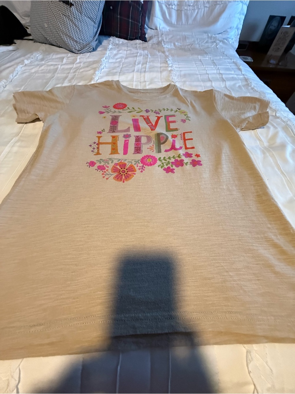 NATURAL LIFE Beige womens T-Shirt with Pink & Green Floral 'Live Hippie' Graphic - Picture 4 of 5